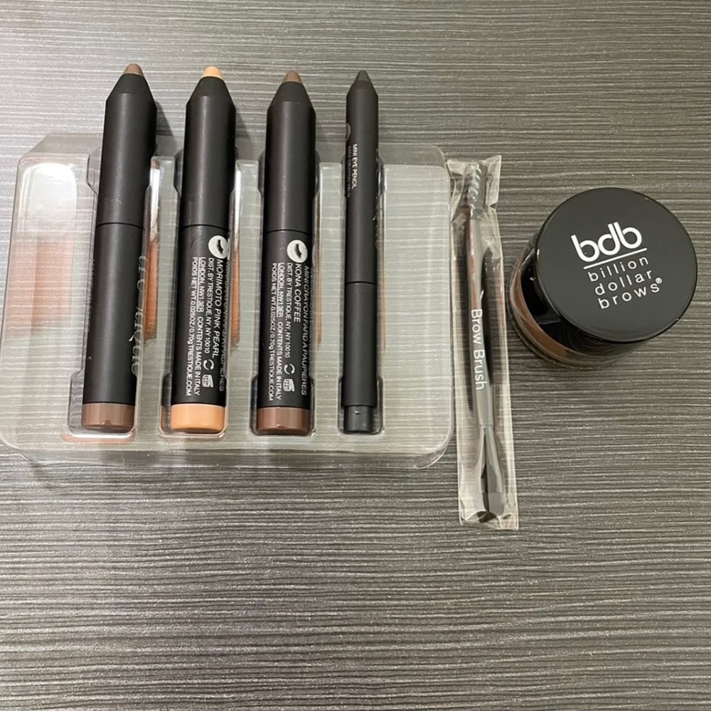 Eye Makeup Bundle - Picture 2 of 6
